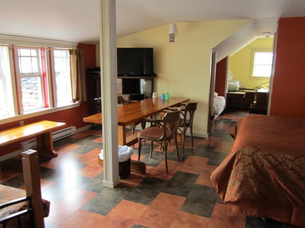 Eagle Bluff Lighthouse Bed & Breakfast Prince Rupert Room photo